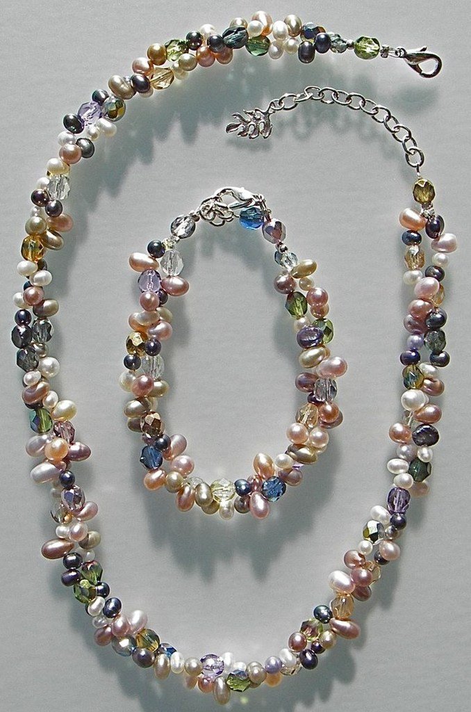 ... 2-strand freshwater pearl necklace ... SICZZEY
