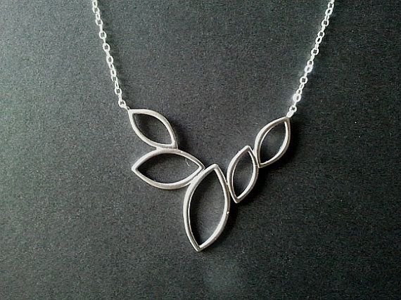 5 marquise leaves silver pendant, necklace, leaves charm, wedding jewelry,  simple, DFVXRCJ