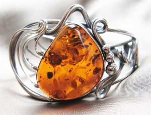 amber jewelry is always good. IUTGIWD