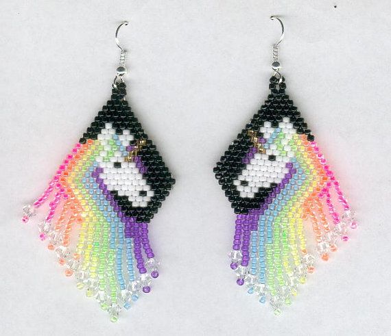 beaded earrings hand beaded unicorn earrings in black and ultraviolet neon rainbow colors KUCPAFN
