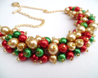 beaded necklaces christmas necklace, pearl beaded necklace, holiday jewelry, cluster necklace,  red green FATYSIR