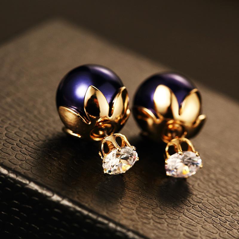 Best design ideas to get stud earrings for women