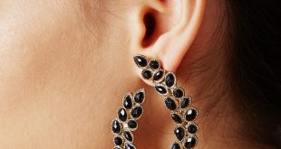 black earrings black crystal earrings HCMTEPF