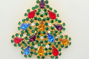 christmas brooches jp 187 austrian crystal christmas tree pin brooch GEMRVDO