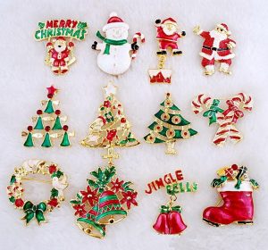 christmas brooches see larger image IXMTFNR