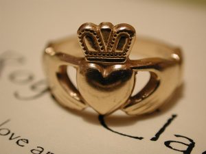 claddagh ring - wikipedia CTCGPOY