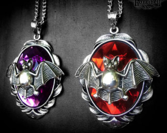 custom bat necklace // gothic necklace // bat jewelry // gothic jewelry HCYPGPG