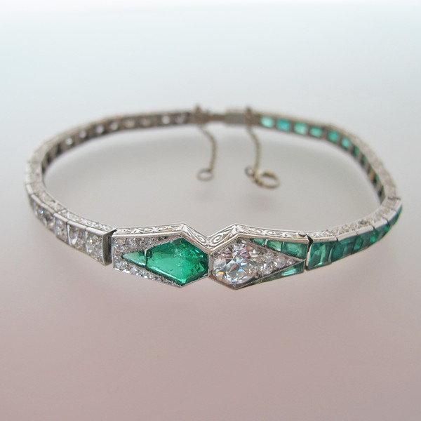emerald bracelet more views VTSOXYZ