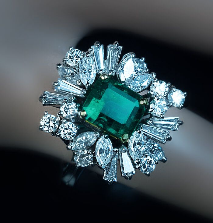 emerald jewelry vintage asymmetrical design emerald diamond engagement ring - antique  jewelry | QCYIFIK