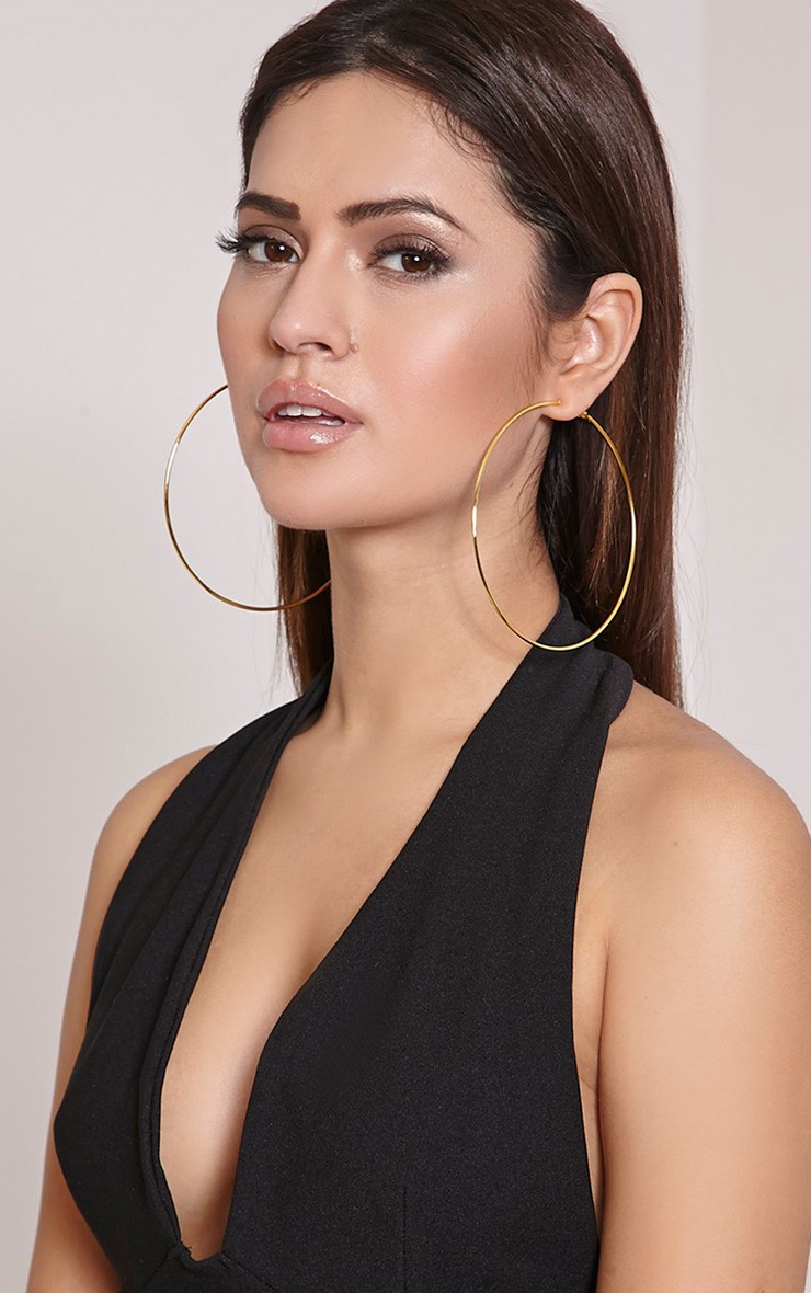 fashion icon must try large hoop earrings JDTHWGV