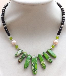 handmade necklaces green jasper gemstone sticks, black onyx beads handmade necklace FZVZJHJ