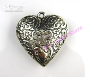 heart jewelry 2017 new black retro heart necklace scarf pendant jewelry dz 79 from LMJHIBR