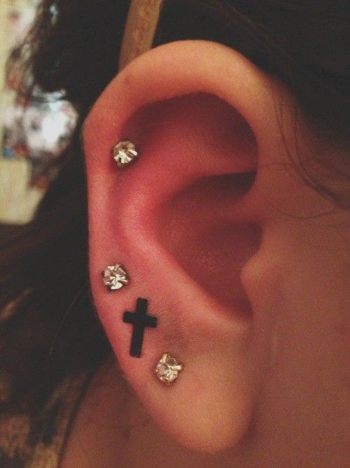 hot cartilage piercing earrings #cartilage #earrings www.loveitsomuch.com CQVKOND