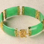 jade bracelet item number: GOTUQEW