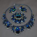 learn how much your vintage costume jewelry is worth BKRSCWE