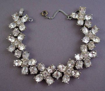 learn how much your vintage costume jewelry is worth ZFJIKOE