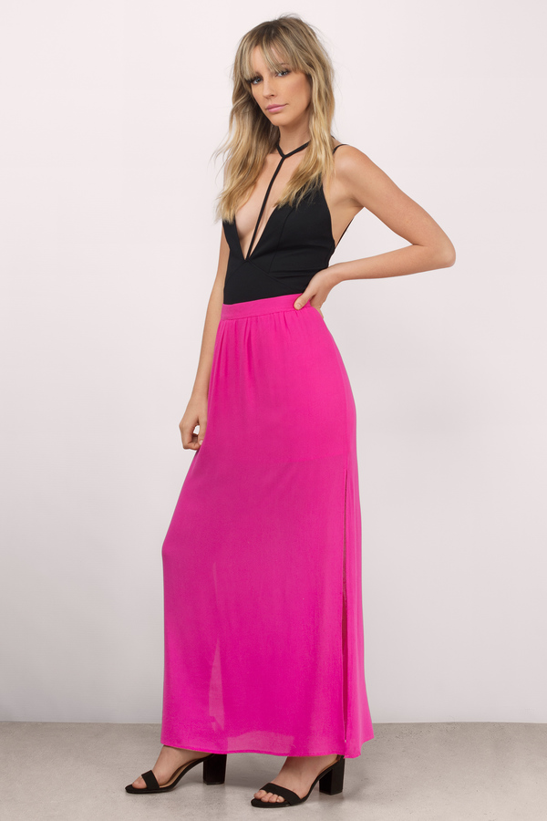 Make your style with trendy maxi skirts