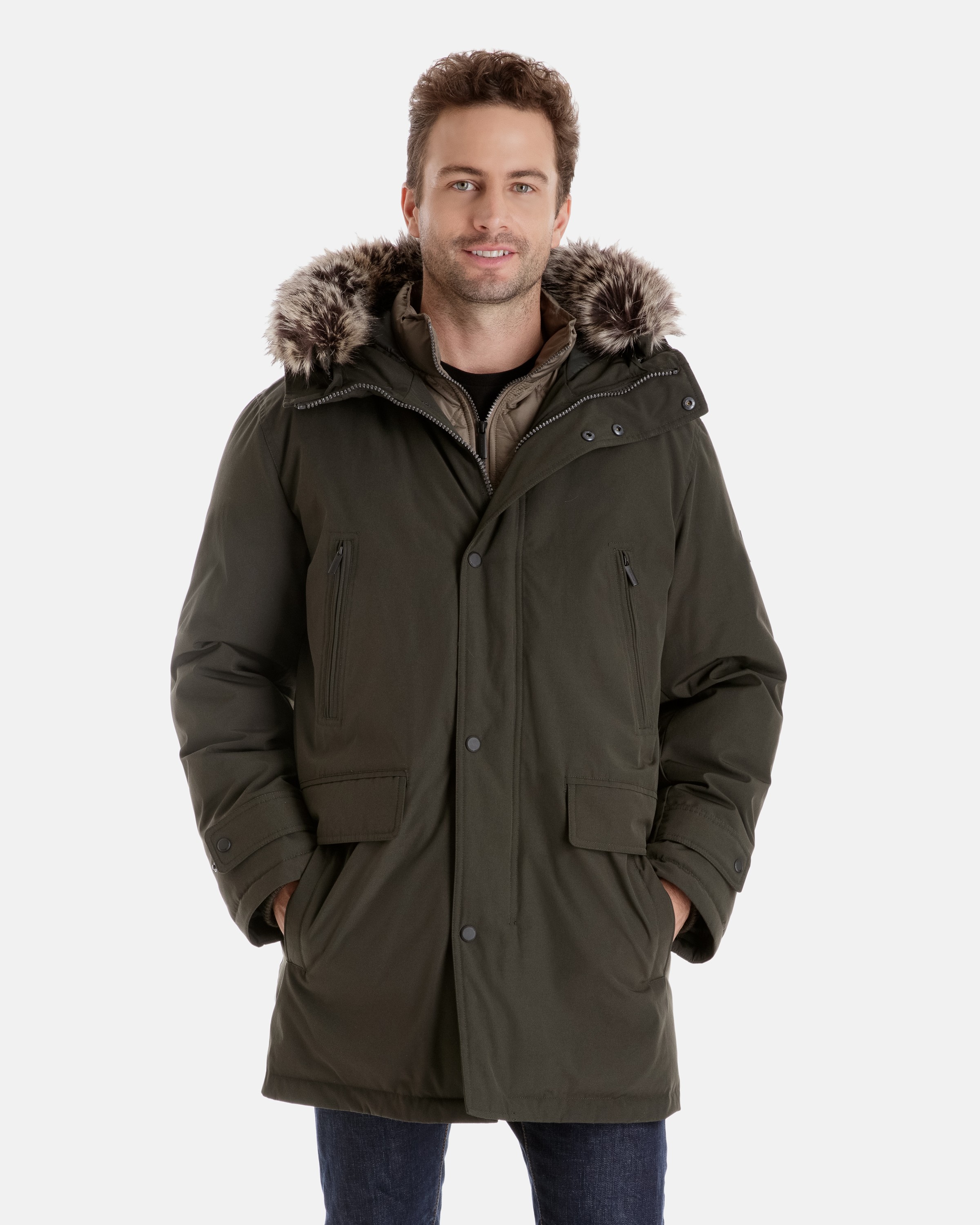 Cover up yourself in cold weather by wearing mens parkas
