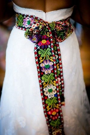 mexican wedding dress 14 vestidos de novia mexicanísimos que deberías considerar el día de tu boda IWXDSYB