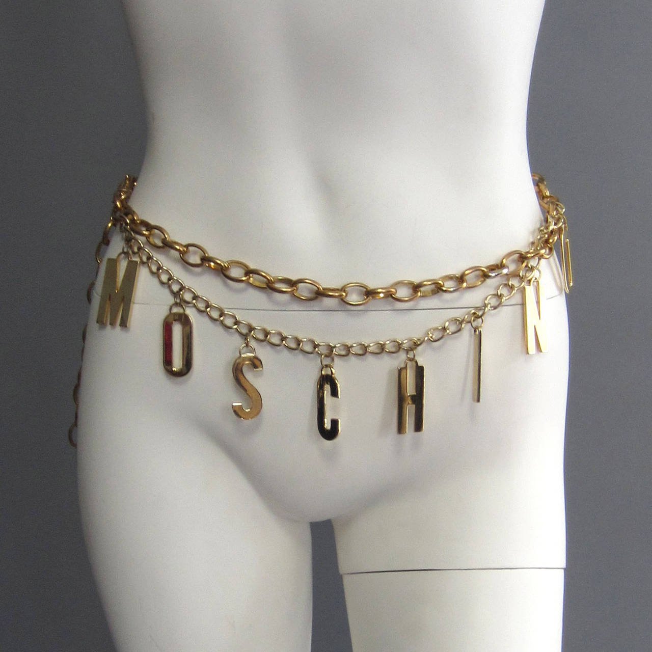 moschino gold logo adjustable chain belt 2 KRJQETY