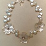 mother of pearl necklace mother of pearl flower necklace600 YRHTYKP