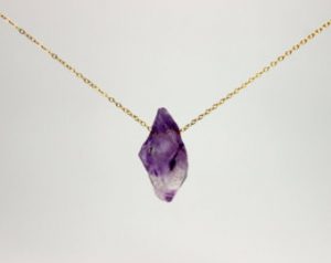 ordinary princess amethyst necklace - raw amethyst gemstone on gold filled RJOUWMN