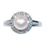 pearl engagement rings caring for a pearl engagement ring QJCNTQO