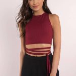 red top ... great all around wine ribbed crop top ... RMUNDHV