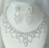 rhinestone jewelry rhinestone necklace set / swarovski crystals TUNAMDA