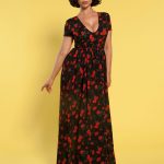 short sleeve maxi dress in black floral AIXEGZA