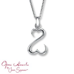 silver heart necklace hover to zoom TEUCNUB