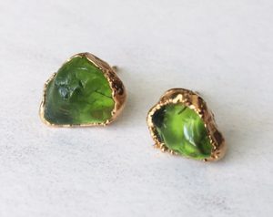 stone earrings raw peridot earring, green peridot earring, august birthstone earring,  green stone GASLWQL