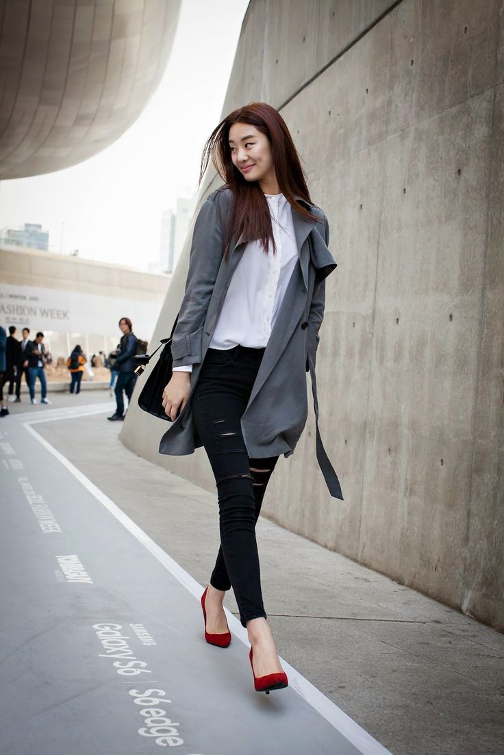 street fashion on the streetu2026 stephanie lee seoul fashion week 2015 f/w ~ echeveau UQZKNKE