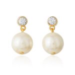 the gold crystal stud with pearl drop earrings are gold plated swarovski SIXOXWQ