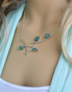 the margaret sea glass necklace in aqua sea glass VREQNHZ