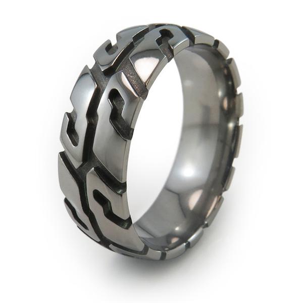 Get perfect choice with titanium rings to look more elegant