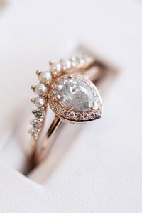 unique wedding rings 24 unique engagement rings that wow LWPUGMZ