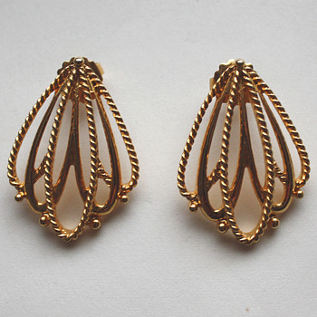 vintage earrings - avon (gilded mesh) XIGFOWA