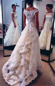 vintage wedding gowns 20 vintage wedding dresses with amazing details EGSIQJF