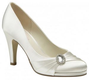 wedding dyeable shoes | click to enlarge JFNLWUY