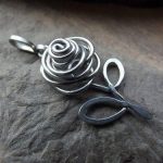 wire jewelry wire wrapped rose flower pendant.craft ideas from lc.pandahall.com EDPUGCM