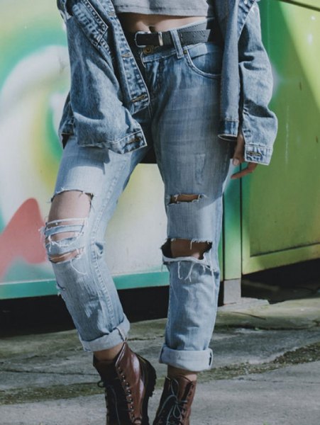 Gray cropped t-shirt with blue denim jacket and ripped cuffed jeans