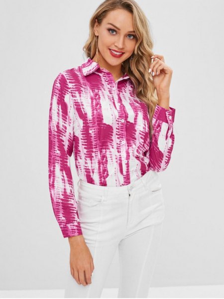 Pink and white tie-dye long-sleeved shirt with buttons and skinny jeans