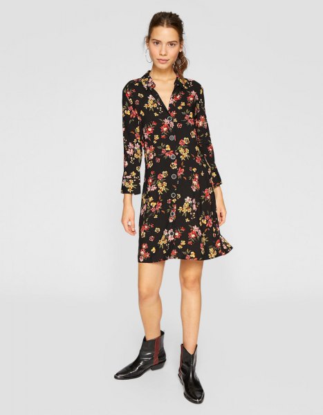 Black floral print mini long sleeve V-neck dress and leather boots