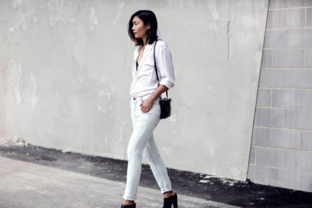 White shirt with matching jeans and black open heels