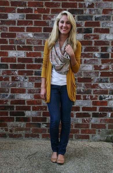 gold cardigan with pink infinity scarf