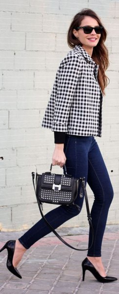 Black and white checked blazer with skinny jeans and heels