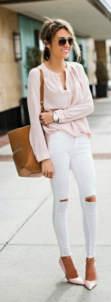 V-neck rouge blouse, white ripped jeans and heels