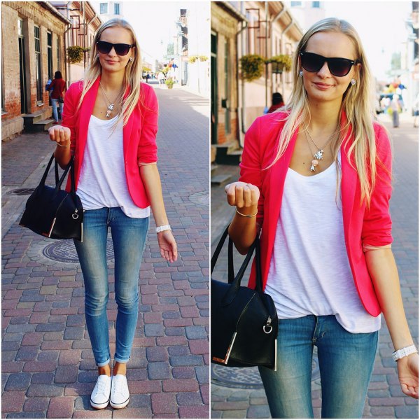 Blazer with relaxed scoop neck tank top and cuffed skinny jeans