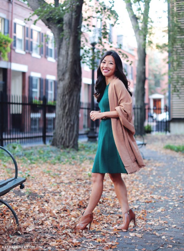 The best outfit ideas for brown ankle boots for women